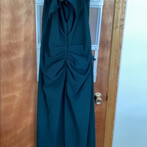 Never Worn David’s Bridal Bridesmaid Dress! Plus Size! In color Pine! - Picture 5 of 6